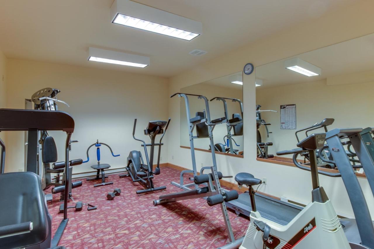 Kings Crossing Apartments 冬季公园 外观 照片