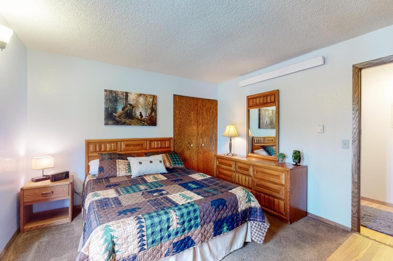 Kings Crossing Apartments 冬季公园 外观 照片