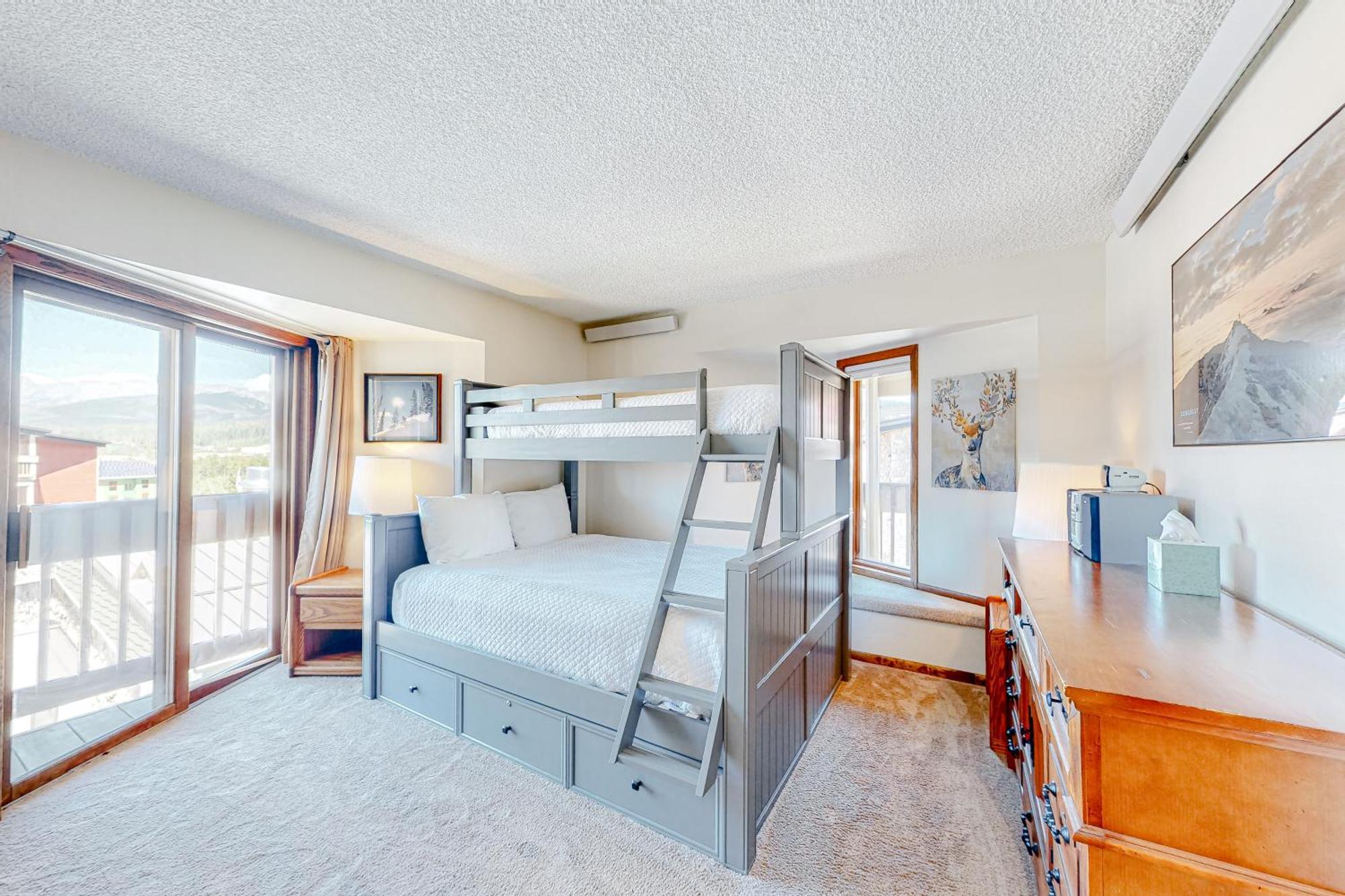Kings Crossing Apartments 冬季公园 外观 照片